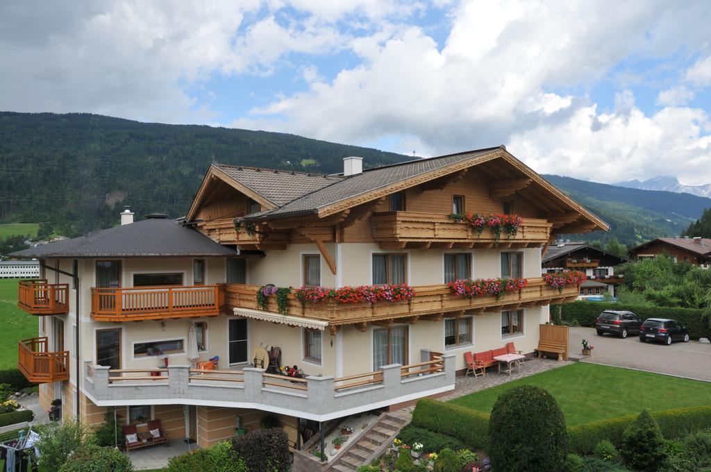 Haus Koessler Hotell Radstadt Exteriör bild